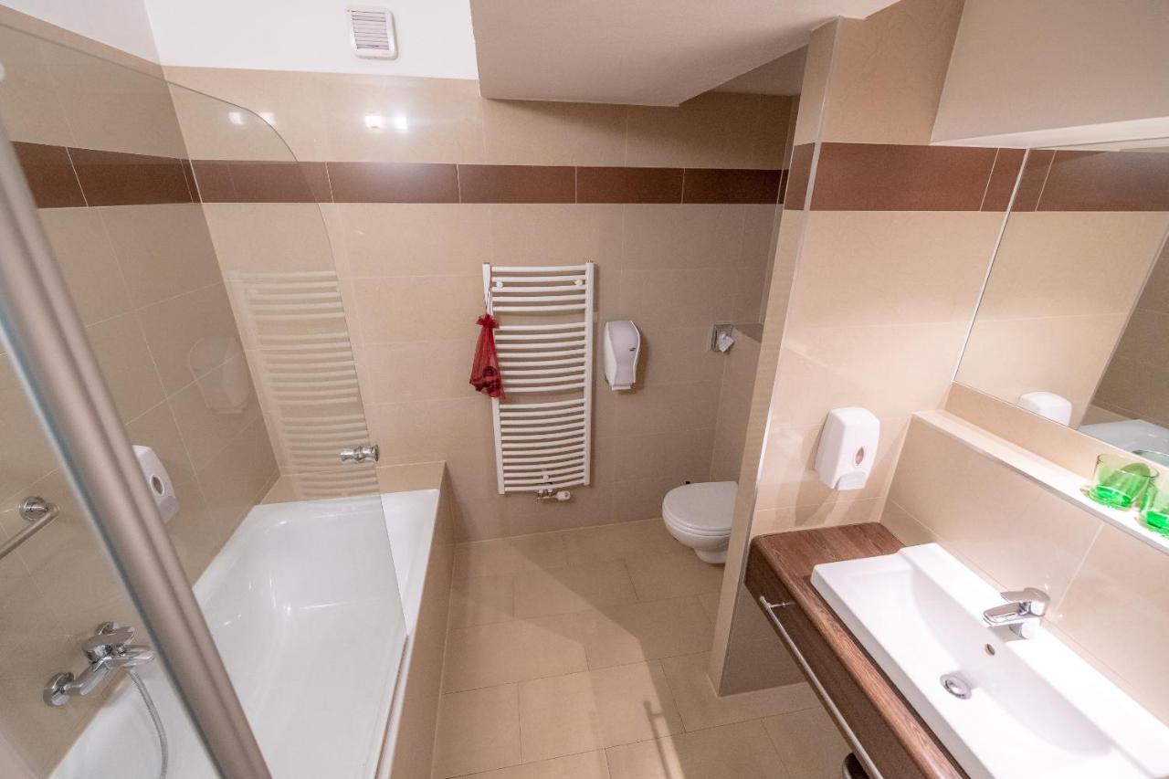 Parkhotel アイゼンシュタット エクステリア 写真
